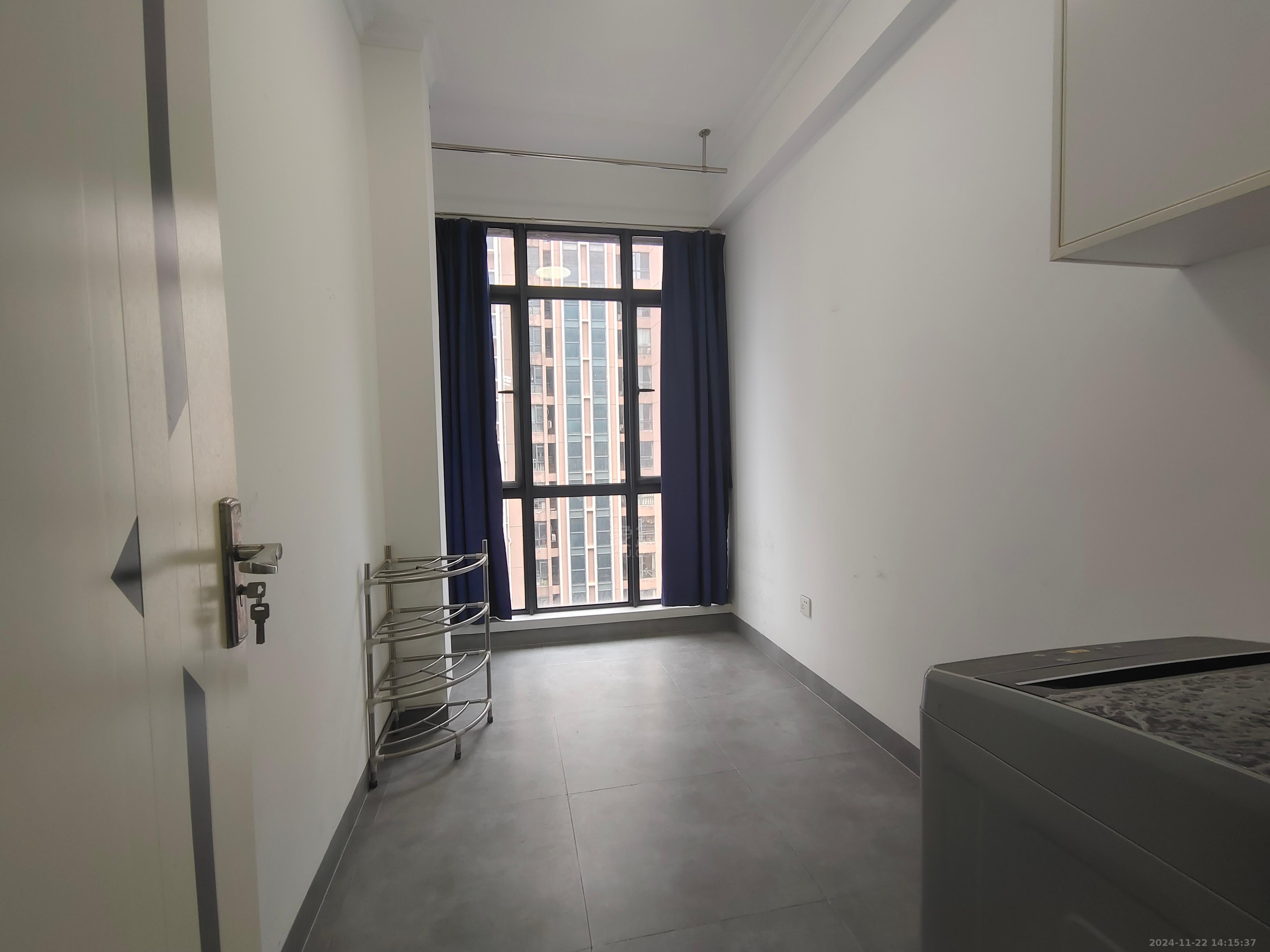 流金岁月-华晨国际  1室1厅1卫    1900.0元/月