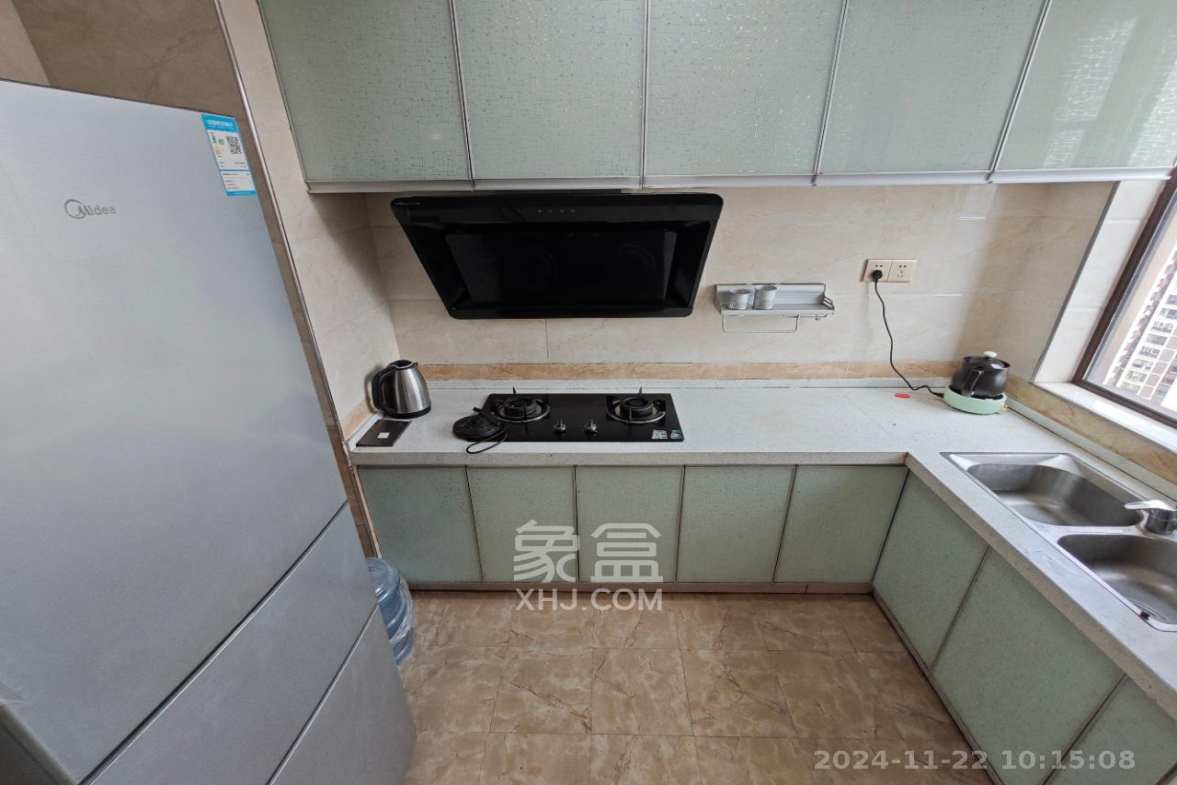 梅溪鑫苑名家  3室2厅2卫   2800.00元/月室内图
