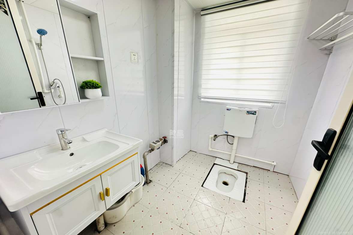 景泰雅苑(景江融城) 3室2厅1卫 4000.0元/月 景泰雅苑(景江融城) 3室2厅1卫 4000.0元/月室内图