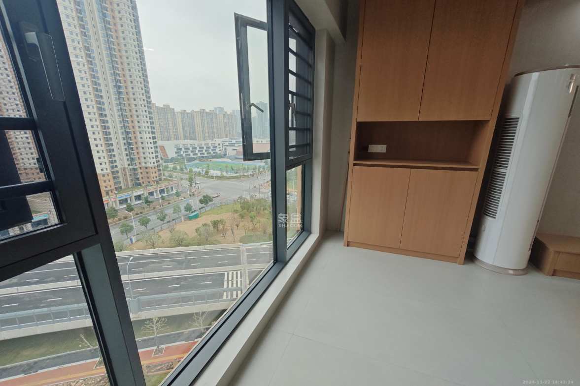和景家园  2室2厅1卫   2000.00元/月室内图
