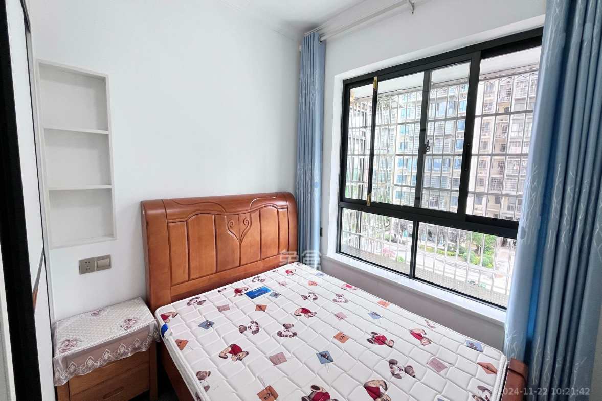 真人桥家园一期 3室2厅2卫 2200.0元/月 真人桥家园一期 3室2厅2卫 2200.0元/月室内图