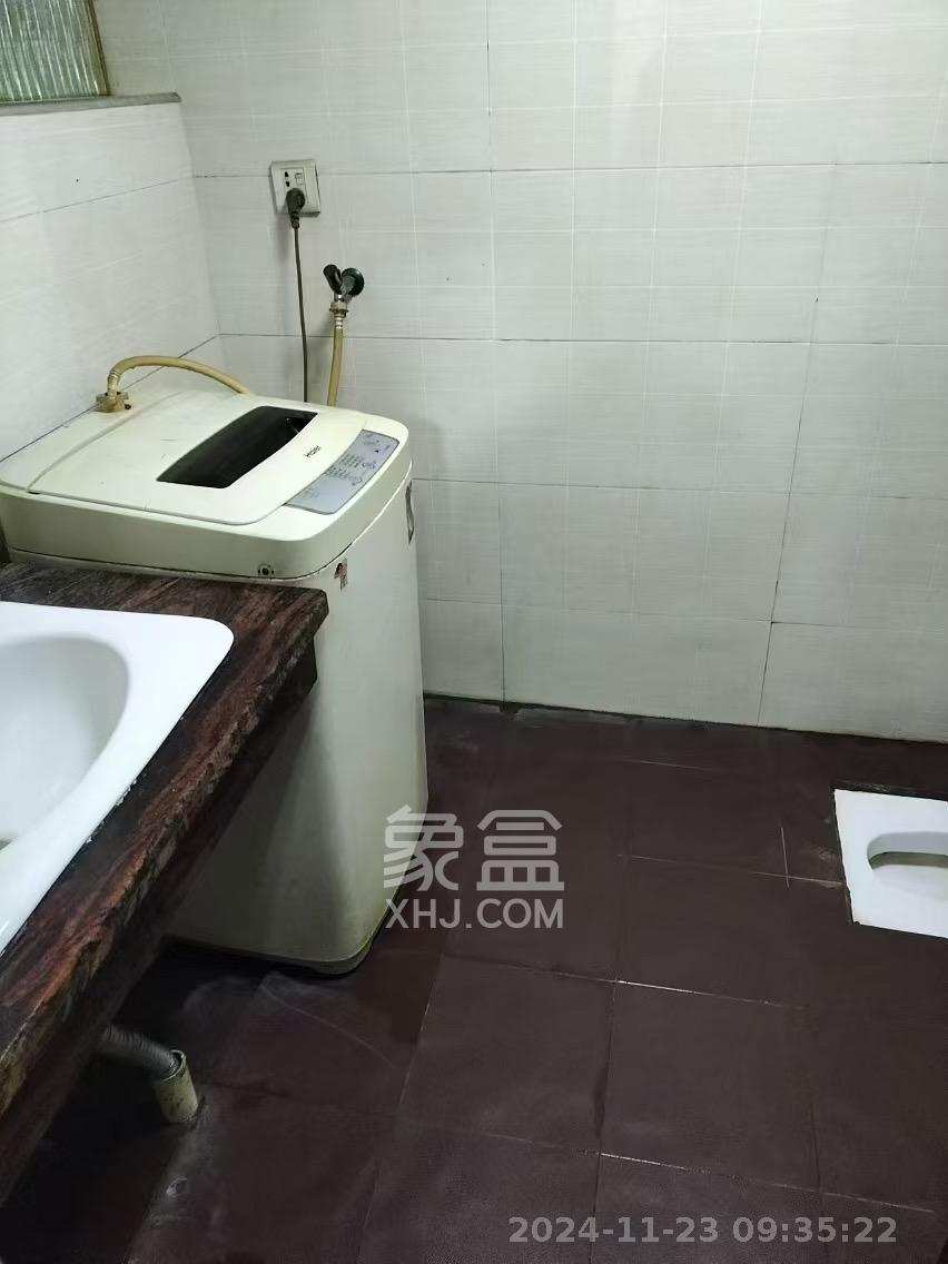 远能锦座(远能水岸金座)  2室1厅1卫   2600.00元/月室内图