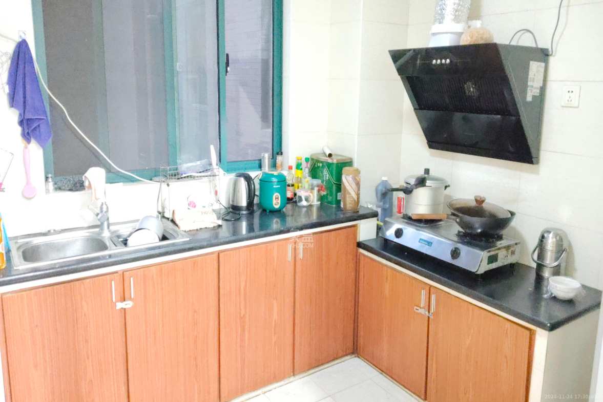 东来苑 2室2厅1卫 2300.0元/月 东来苑 2室2厅1卫 2300.0元/月室内图