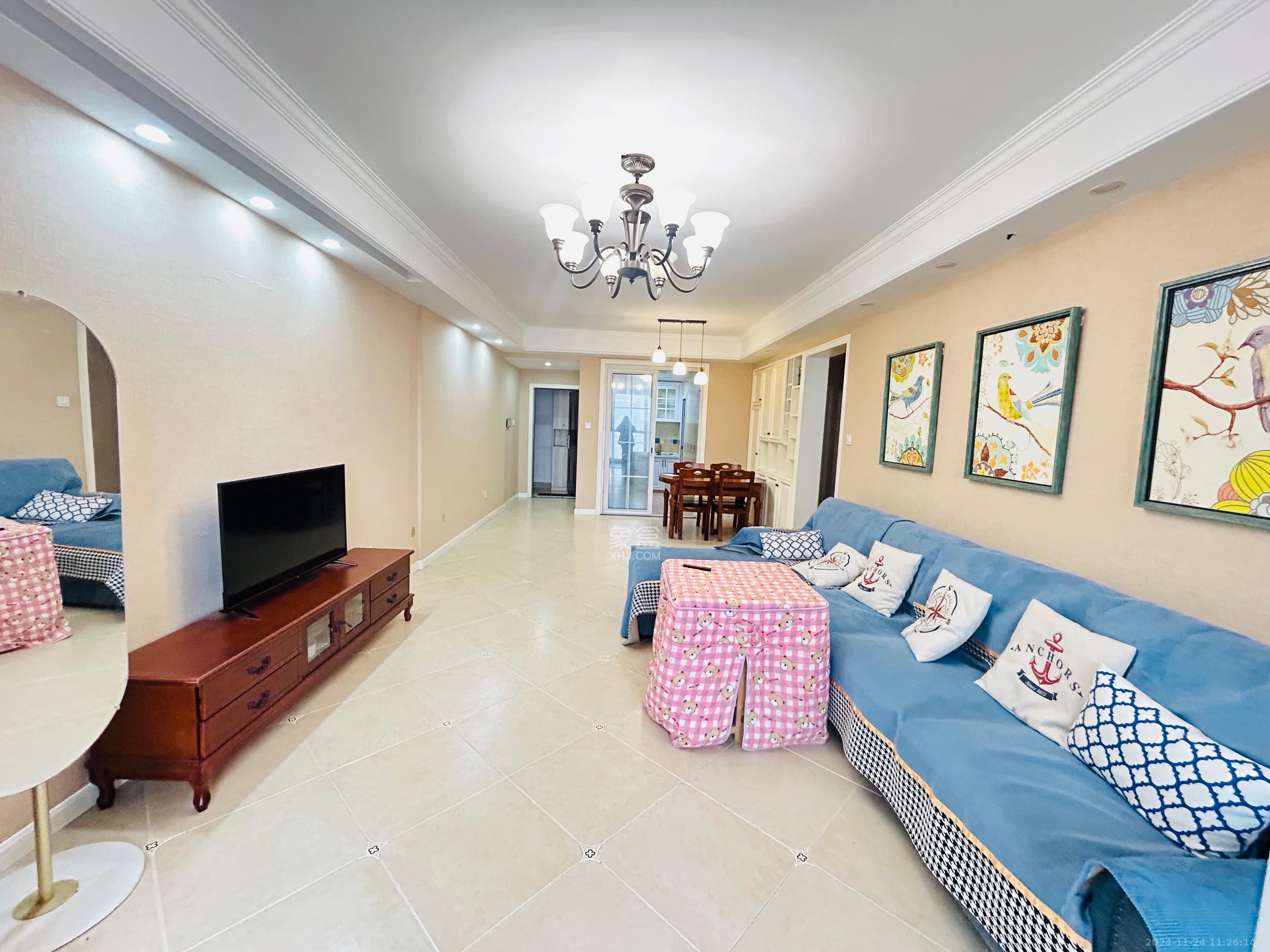 振业城二期  3室2厅2卫    4000.0元/月