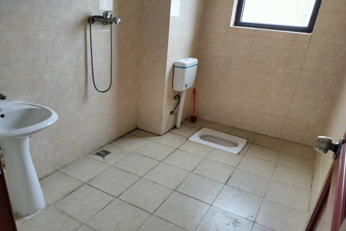 美舍嘉苑  4室2厅2卫    3200.0元/月室内图
