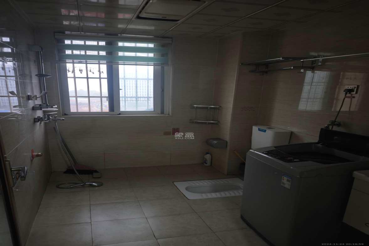 和康园小区  2室1厅1卫   1800.00元/月室内图
