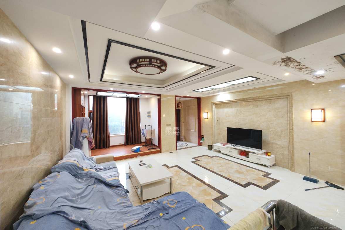山水英伦  4室2厅5卫    7000.0元/月室内图
