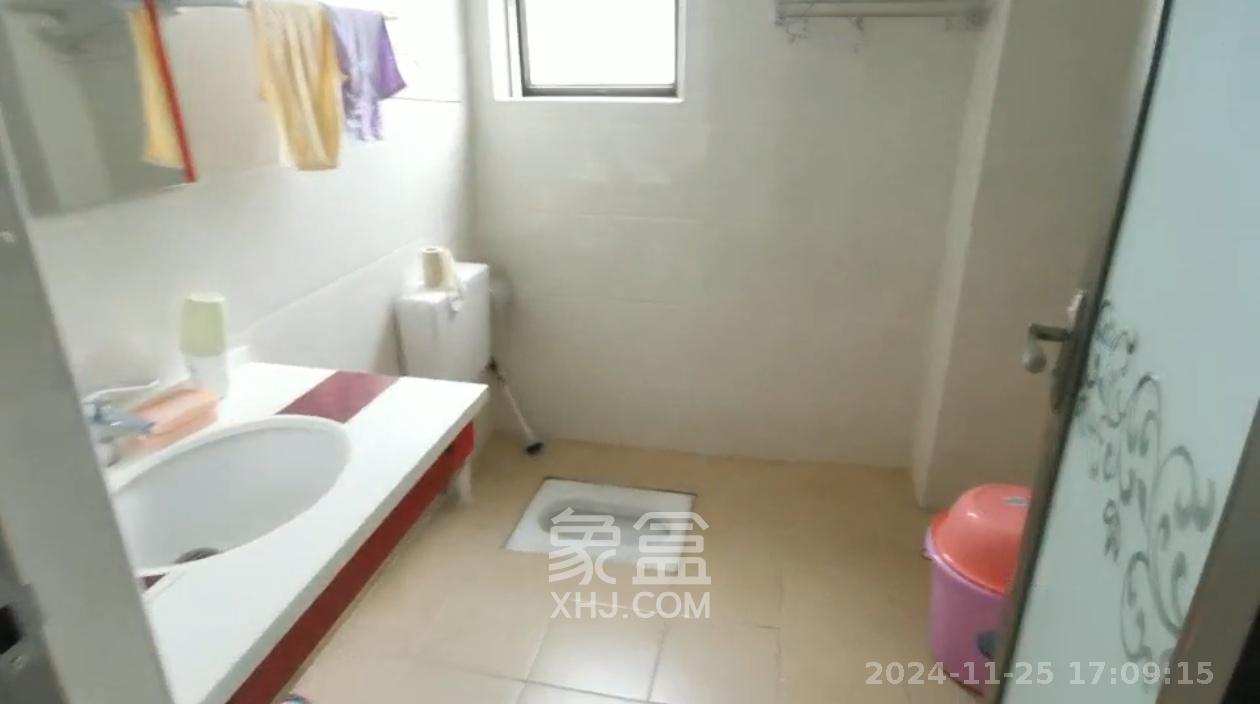 新华都万家城  3室2厅2卫   2500.00元/月室内图