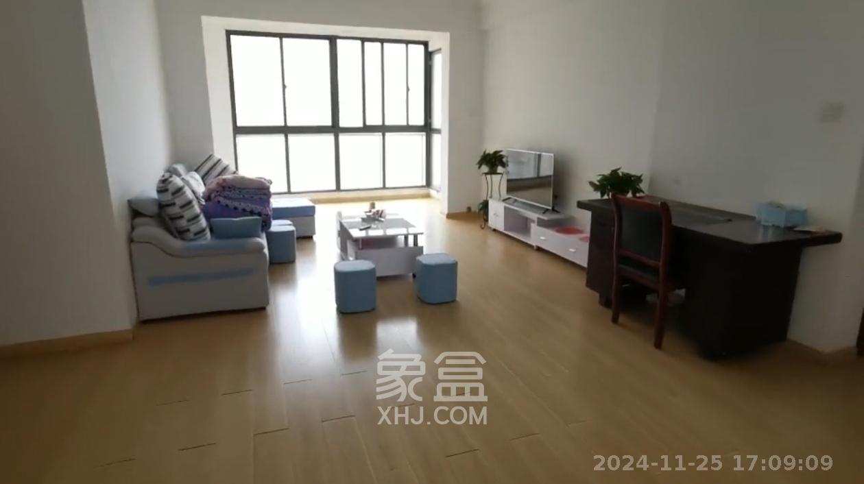 新华都万家城  3室2厅2卫   2500.00元/月室内图1