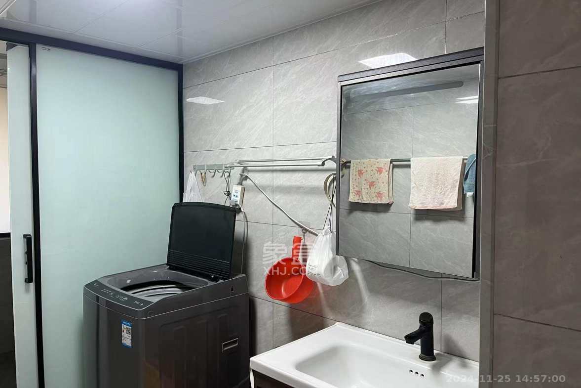 智达佳园  3室2厅2卫    2000.0元/月 智达佳园  3室2厅2卫    2000.0元/月室内图