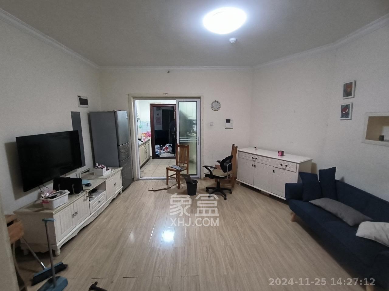 万芙锦城  2室1厅1卫    1600.0元/月