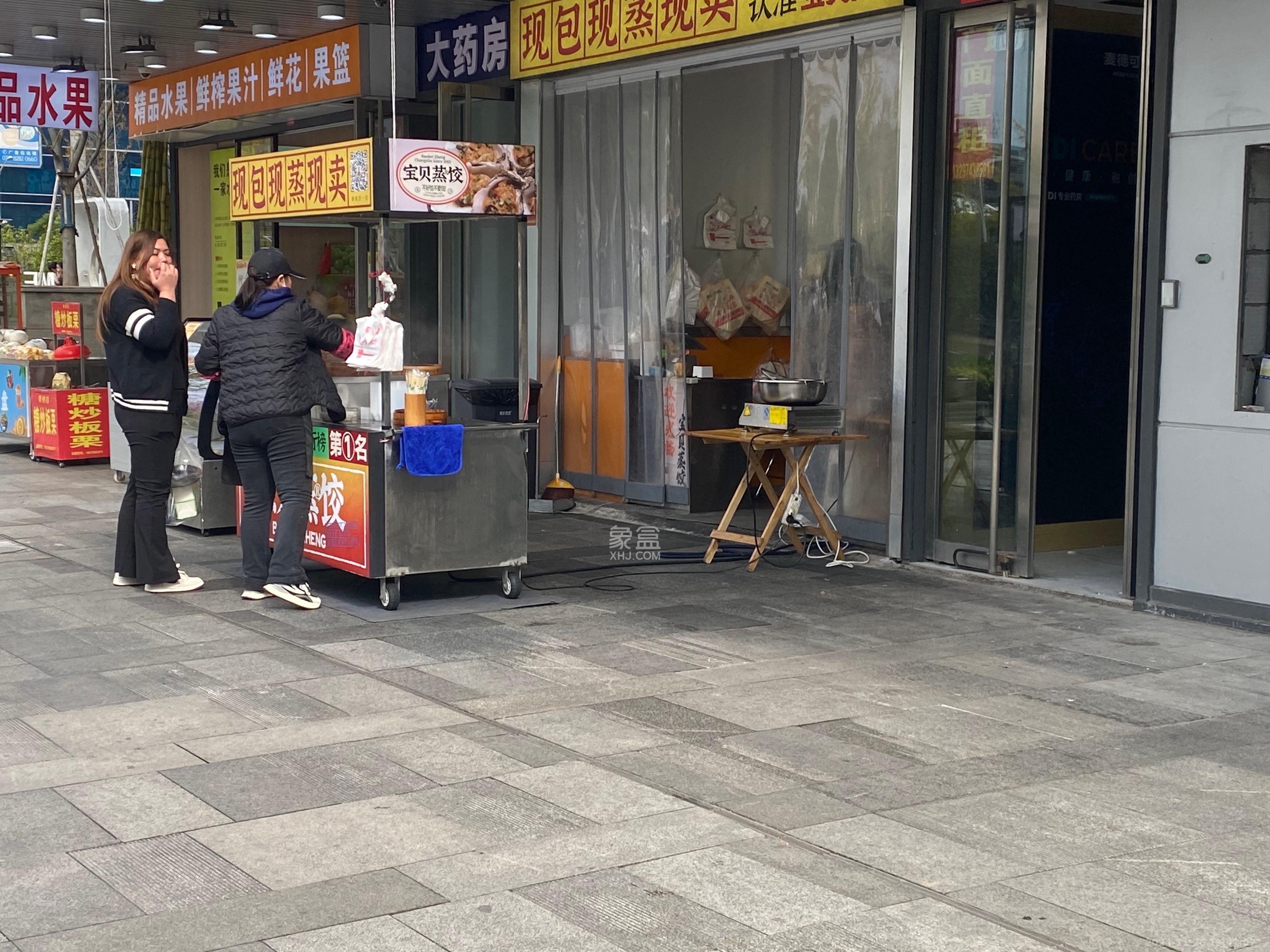 保利西海岸A区   90.68㎡      18000.0元/月