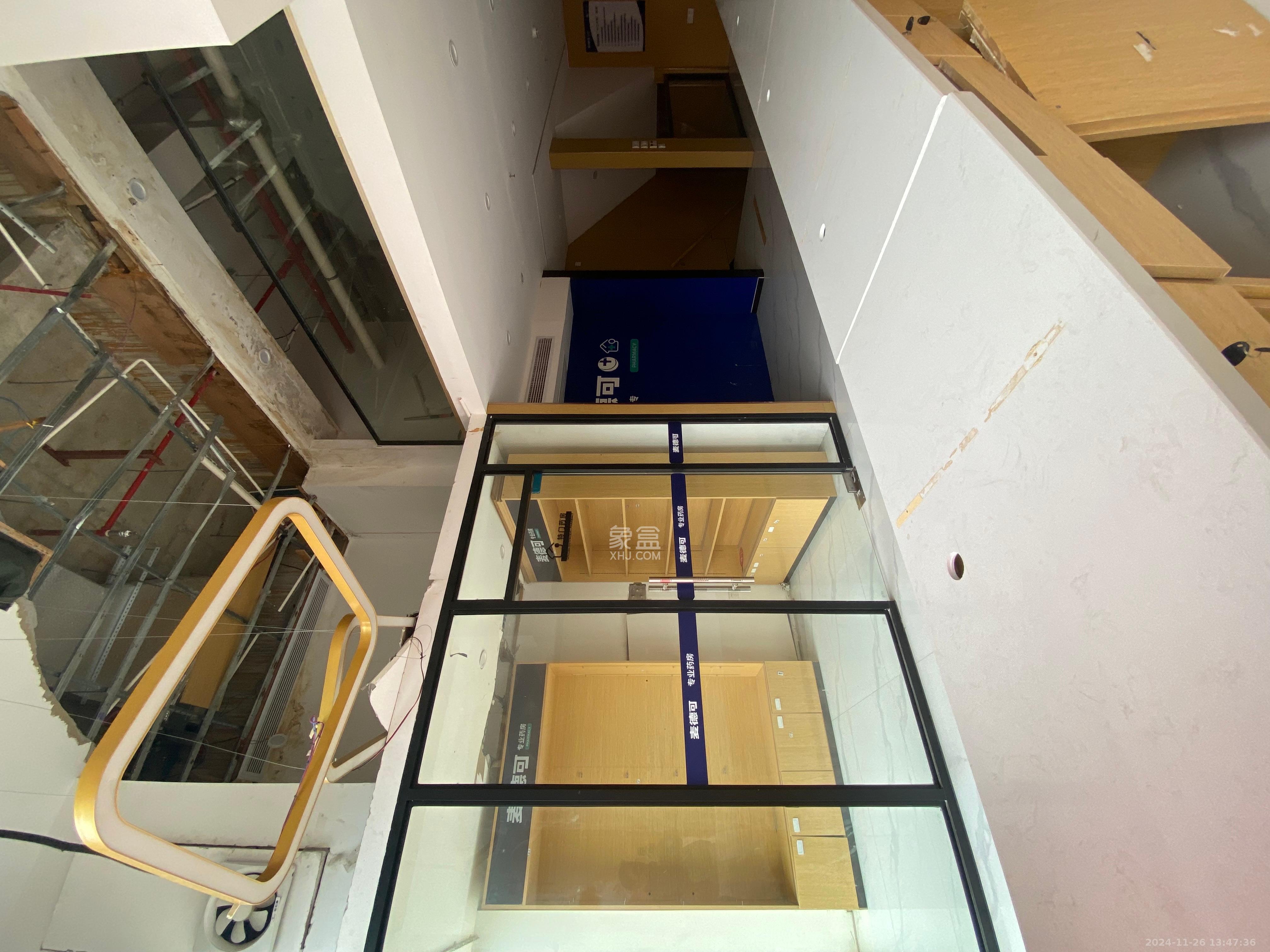 保利西海岸A区   90.68㎡      18000.0元/月室内图