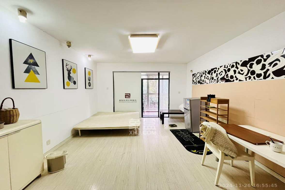 满庭芳小区  3室2厅1卫   2400.00元/月室内图1