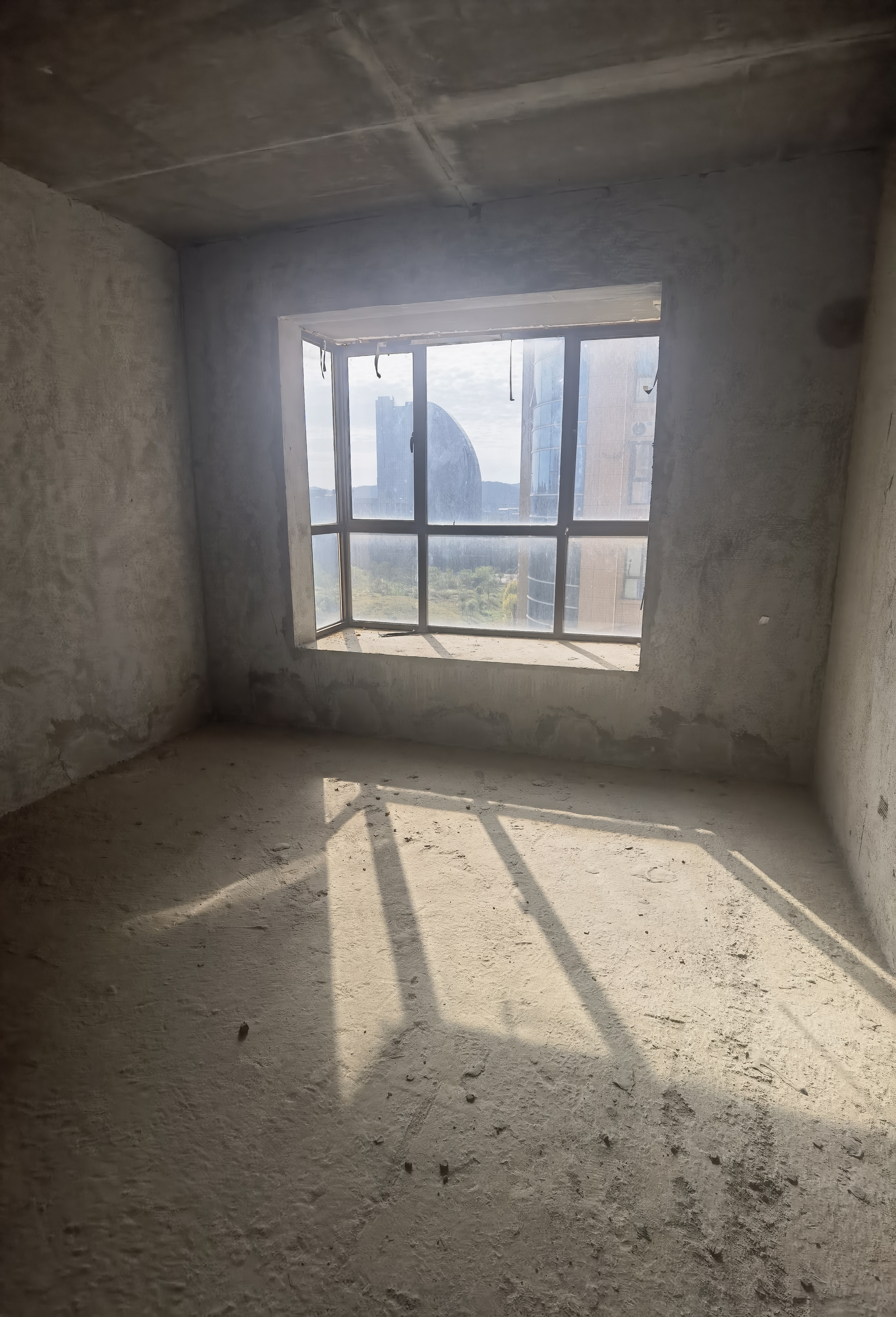 金湾家园（金湾嘉园）  4室2厅2卫    68.8万