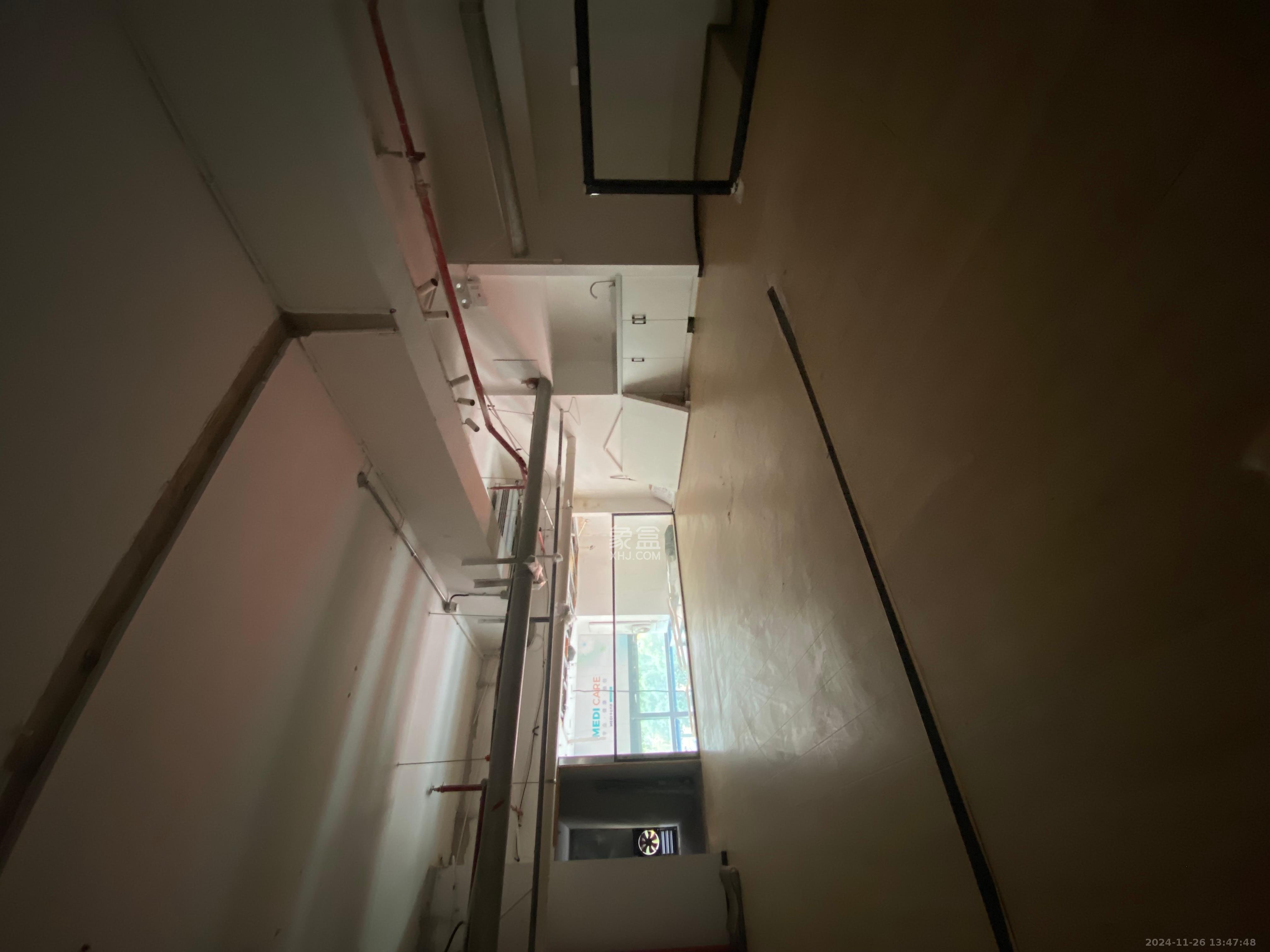 保利西海岸A区   90.68㎡      18000.0元/月室内图