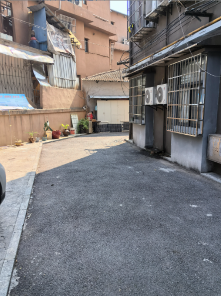 烟批宿舍室内图1