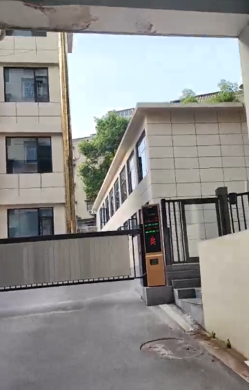 长沙市公安局公共交通治安管理分局二院室内图1