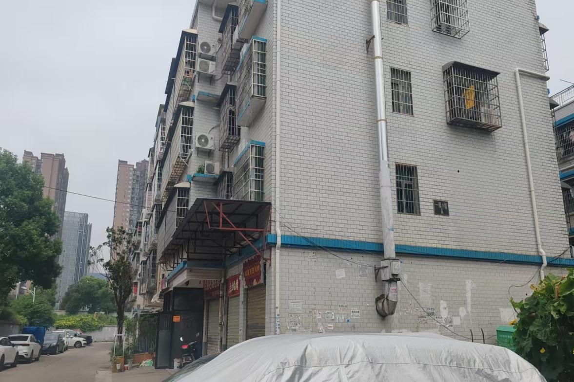 一师安置小区  1室1厅1卫   1300.00元/月小区图