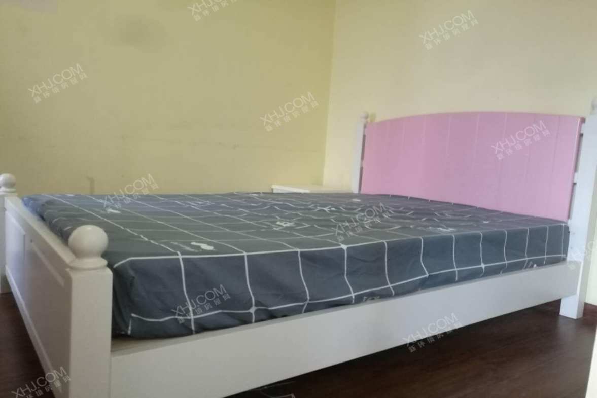 海棠月色  1室1厅1卫    1600.0元/月室内图