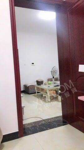 南湖春天  1室1厅1卫    1300.0元/月室内图