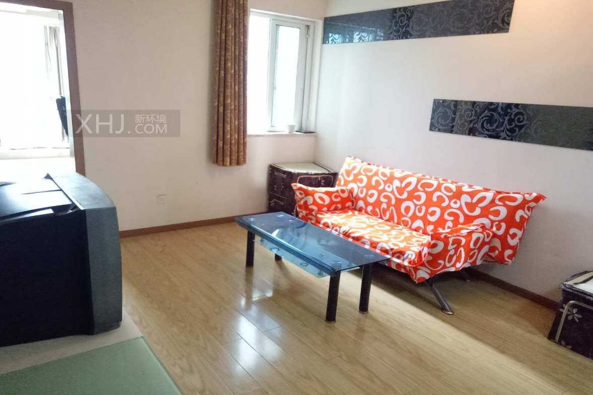 左右小区  1室1厅1卫    1400.0元/月室内图