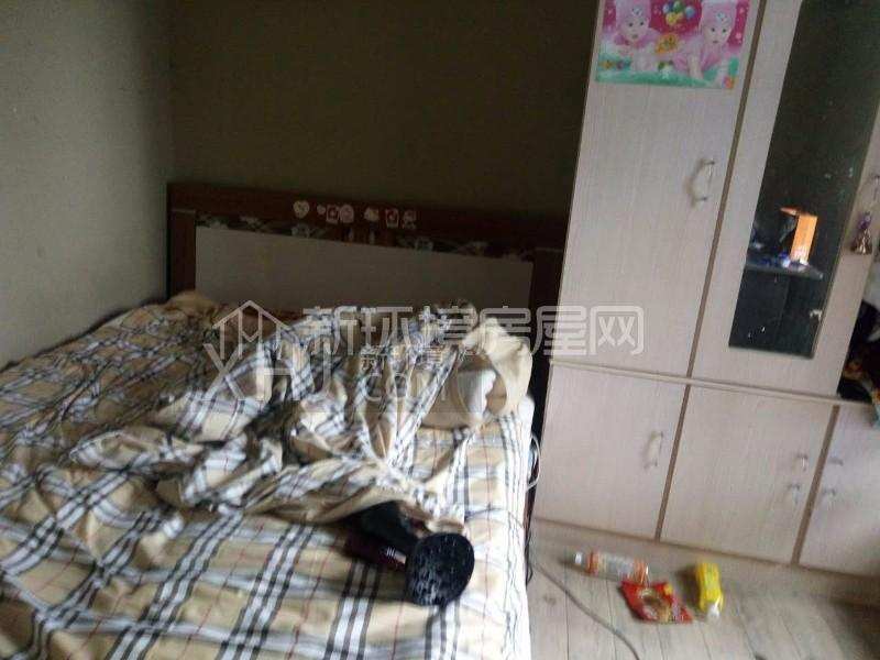 乐摩筑  2室2厅1卫   138.00万客厅