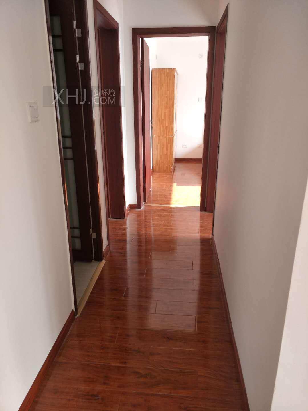 南湖逸家  3室2厅1卫    2200.0元/月室内图