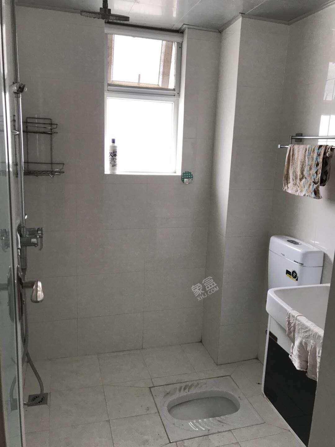 双玺  3室1厅1卫    3000.0元/月室内图