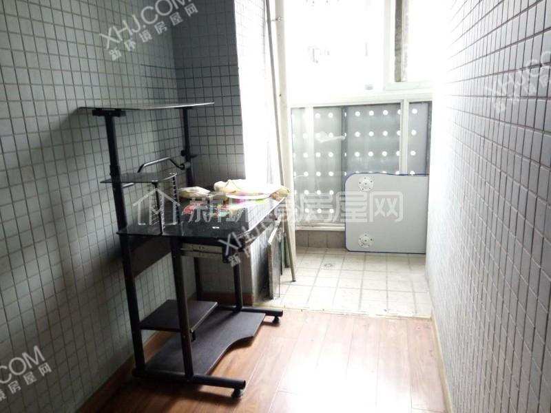 左右小区  2室2厅1卫    1800.0元/月室内图