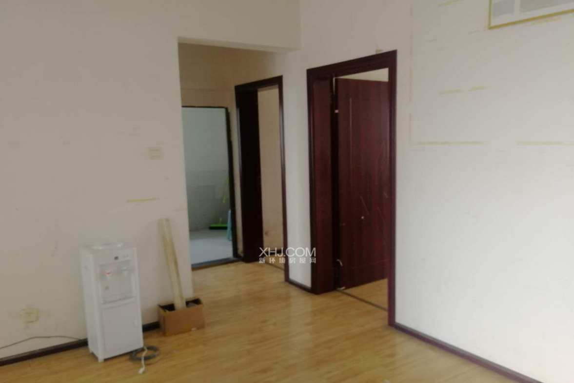 金阳世纪城龙禧苑  3室2厅2卫    2800.0元/月室内图