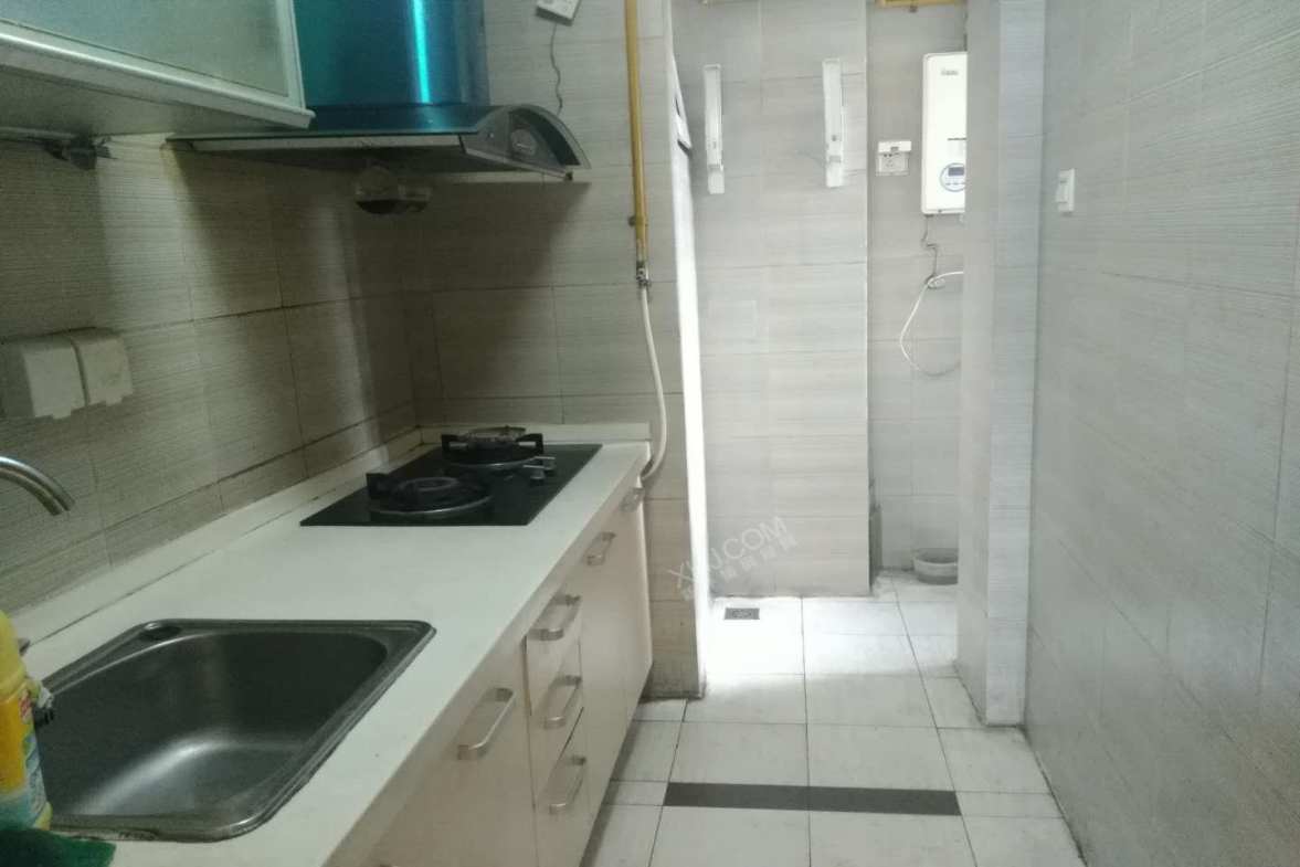 天鹅湖花园  2室1厅1卫    3500.0元/月室内图