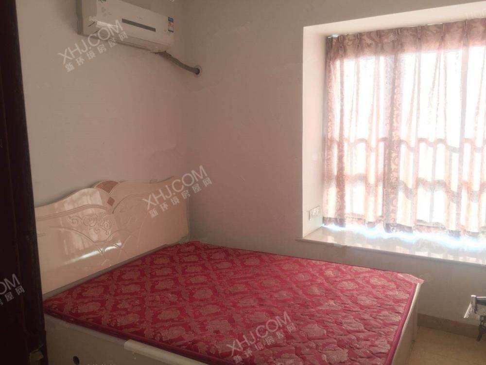 华府世家  1室1厅1卫    1600.0元/月 华府世家  1室1厅1卫    1600.0元/月室内图