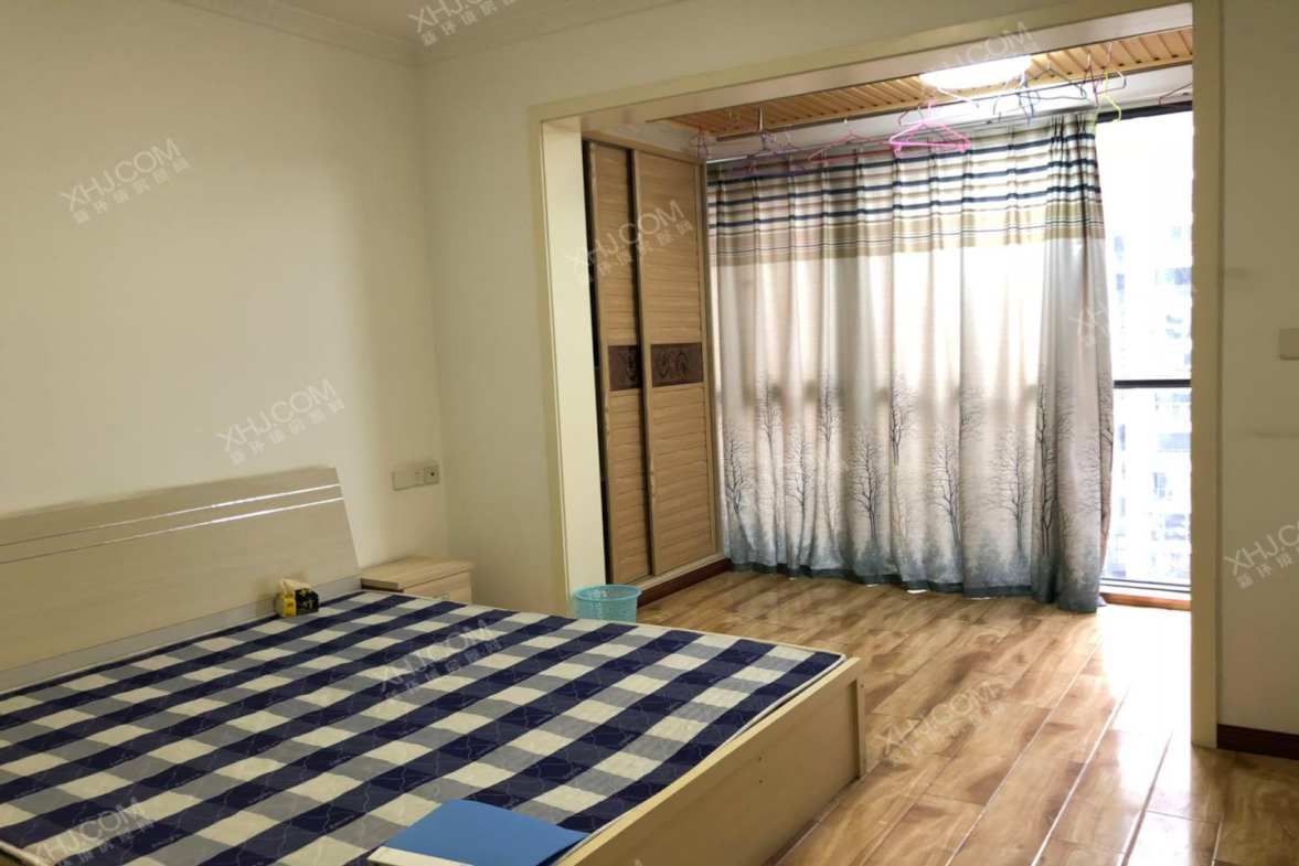 汇锦城A区  3室2厅2卫    4500.0元/月室内图