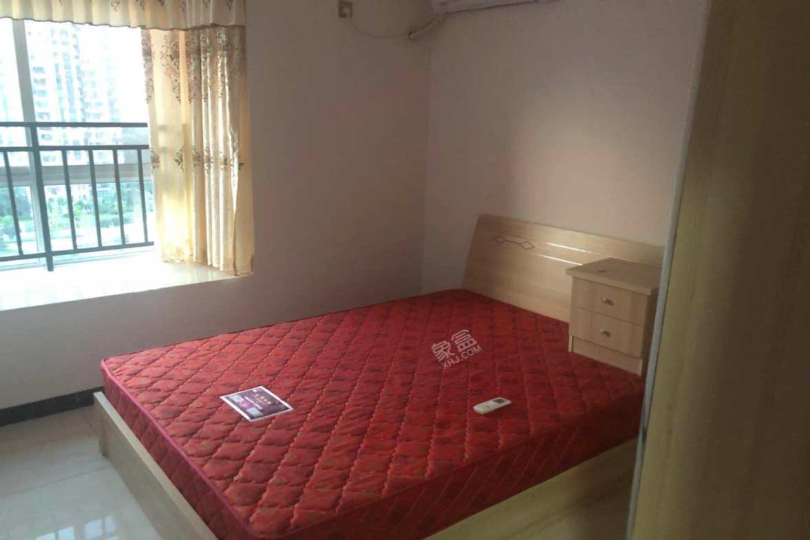 南湖春天  1室1厅1卫    1300.0元/月室内图