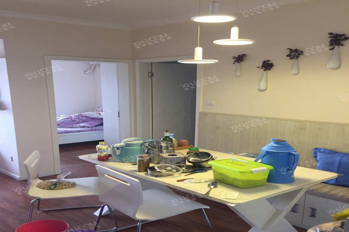 颐和京都3期  2室2厅1卫    2300.0元/月 颐和京都3期  2室2厅1卫    2300.0元/月室内图