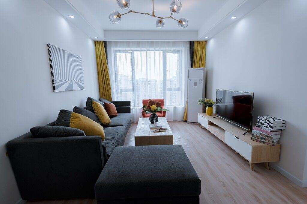 中洲锦城湖岸  2室1厅1卫    4800.0元/月室内图