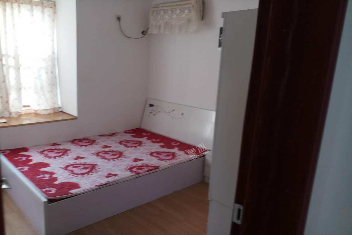 南湖春天 1室1厅1卫 1450.0元/月 南湖春天 1室1厅1卫 1450.0元/月室内图