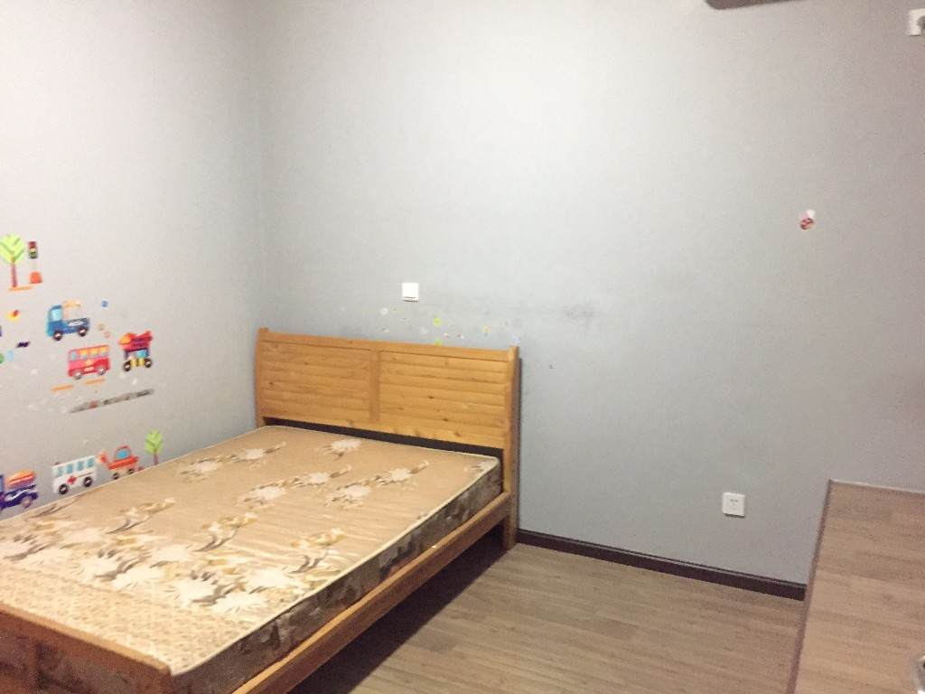 橙花风景  2室2厅1卫    2200.0元/月室内图