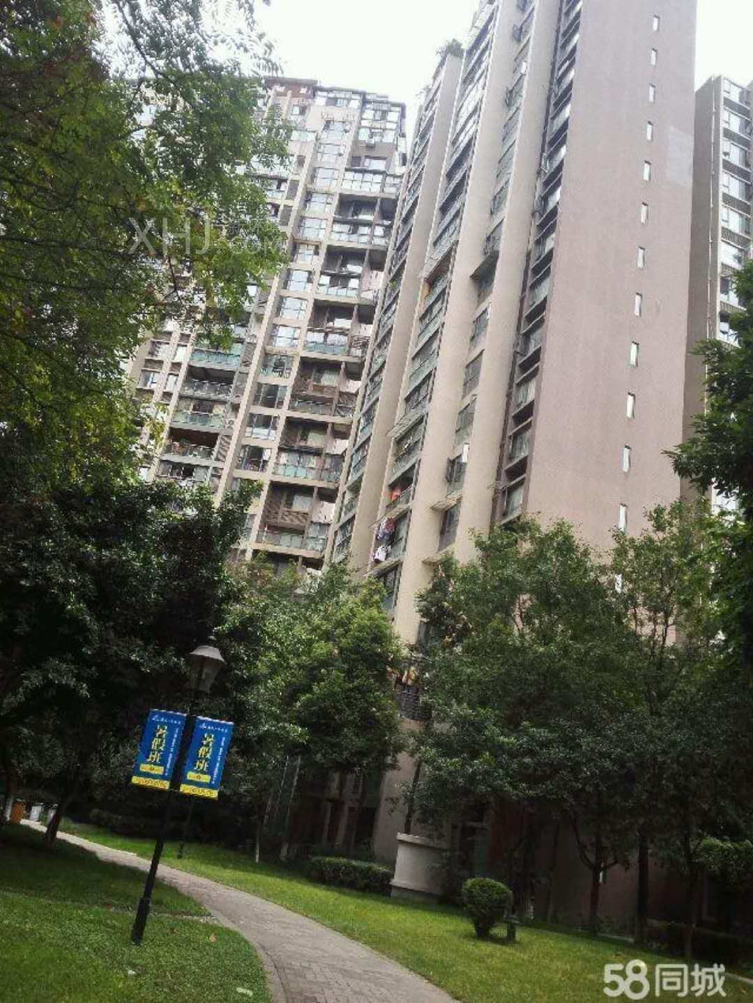 上城成都花园  2室2厅1卫    2500.0元/月室内图