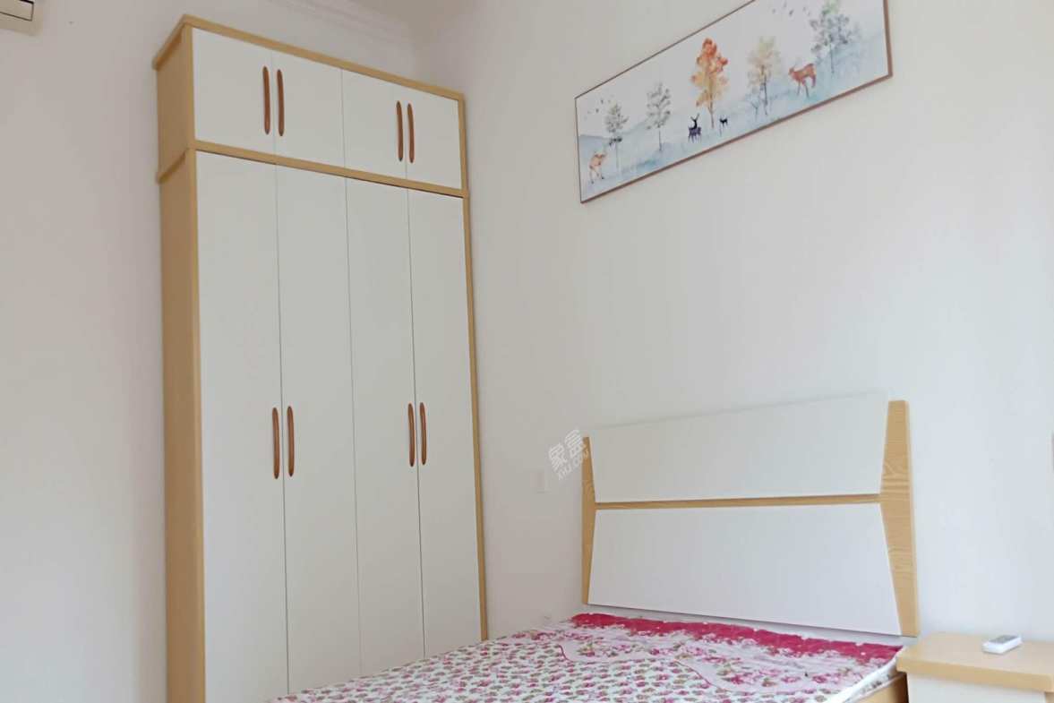 凯德世纪名邸  2室1厅11卫    2980.0元/月 凯德世纪名邸  2室1厅11卫    2980.0元/月室内图