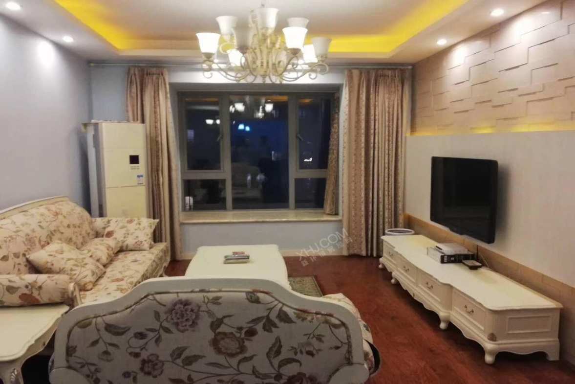 中海兰庭  3室2厅1卫    3600.0元/月 中海兰庭  3室2厅1卫    3600.0元/月室内图