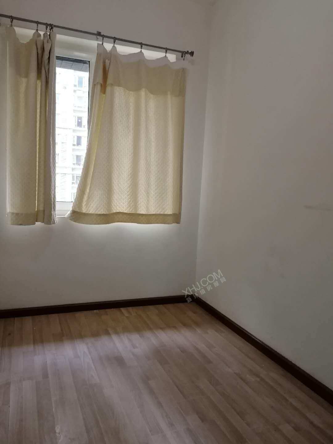 华润凤凰城二期  1室1厅1卫    2600.0元/月室内图