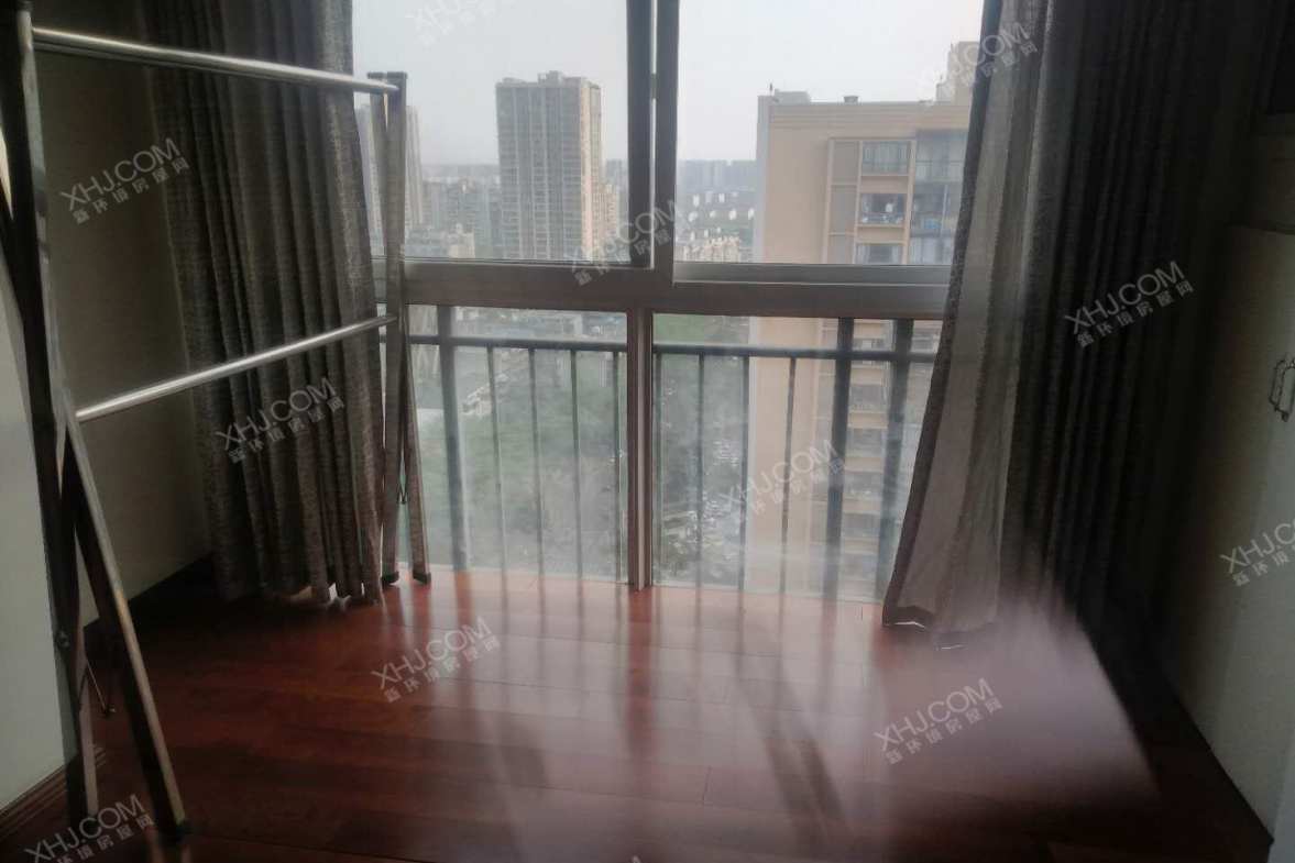 朗基龙堂 2室1厅1卫 2500.0元/月 朗基龙堂 2室1厅1卫 2500.0元/月室内图