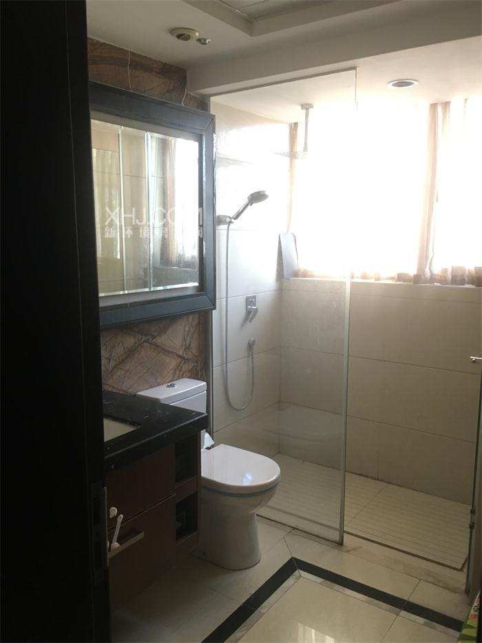 凯旋天际湾  4室1厅1卫    5800.0元/月室内图