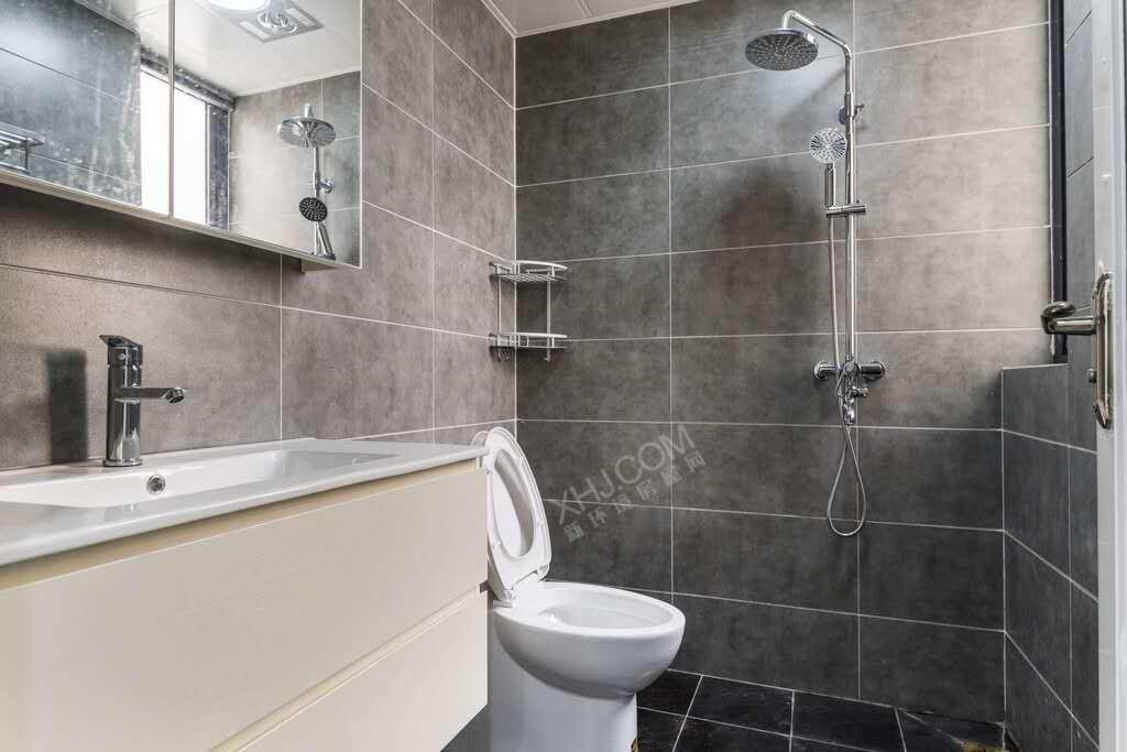 都城雅颂居二期  4室2厅2卫    7800.0元/月室内图