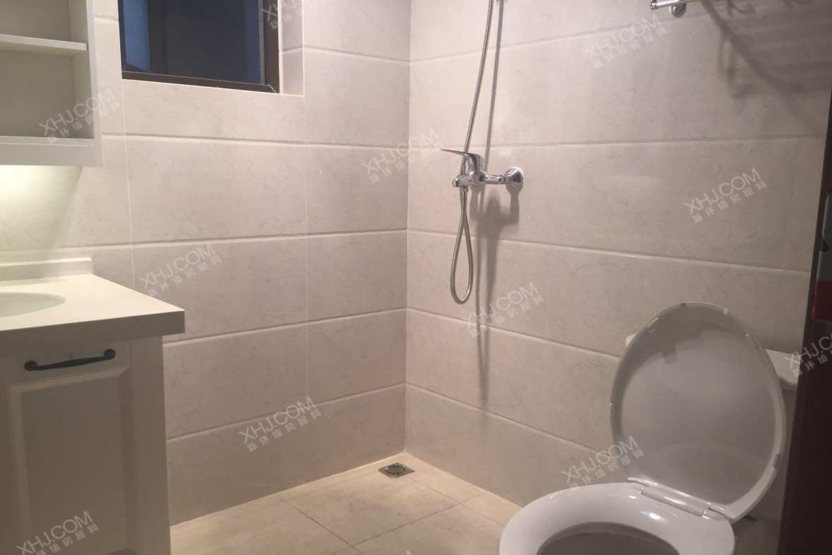 IMC国际广场  1室2厅1卫    2800.0元/月室内图