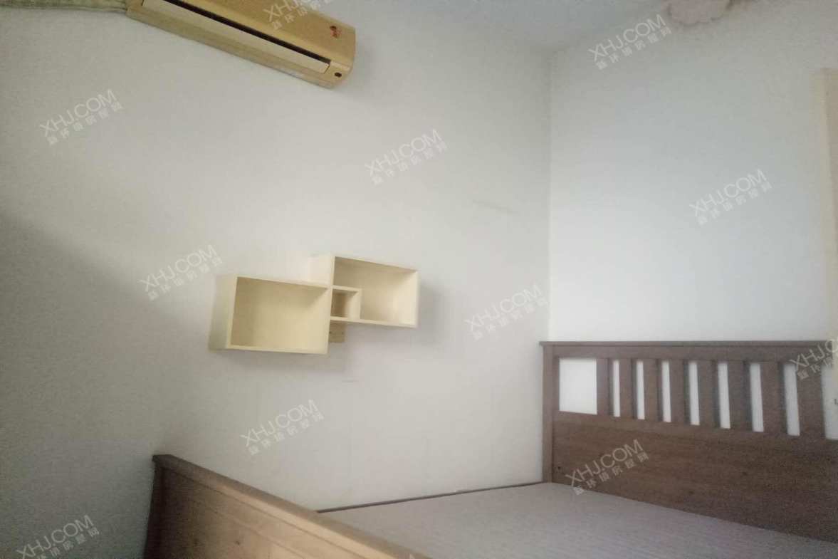 香格里拉 1室1厅1卫 1800.0元/月 香格里拉 1室1厅1卫 1800.0元/月室内图