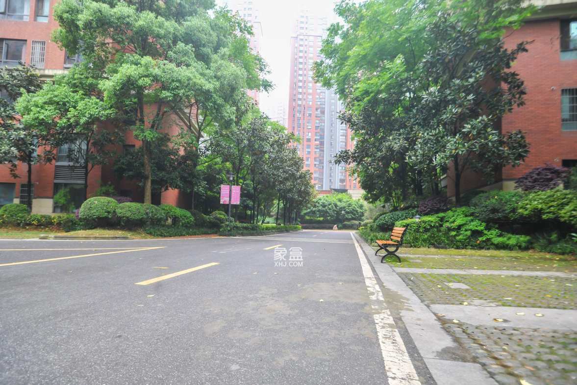 华润凤凰城二期  3室2厅1卫   82.00万小区图