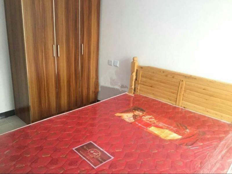 荣盛花语城  2室1厅1卫   2200.00元/月室内图